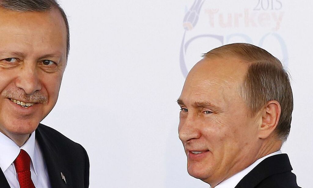 Mens Tyrkias forhold til USA blir kjøligere, reiser Erdogan til Russland