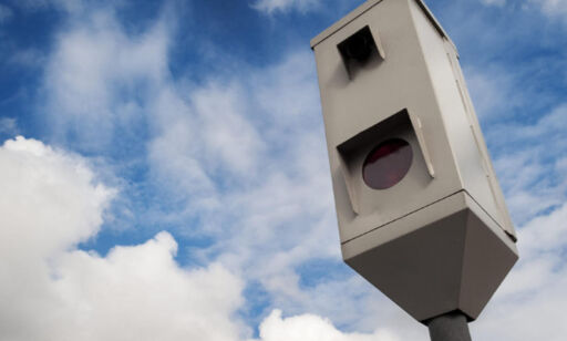 To menn tiltalt for hagleskyting mot fotobokser