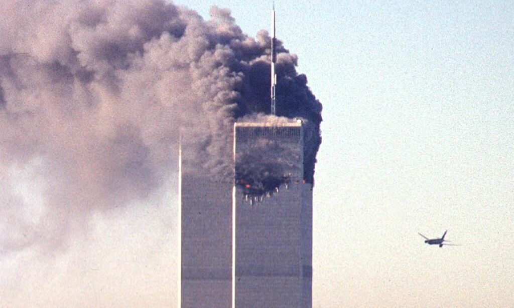 Konspirasjonsteoriene om 9/11 er tilbakevist gang på gang, men de lever fortsatt videre
