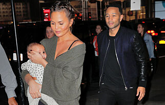 Chrissy Teigen fikk Twitter-kjeft etter dette bildet. Slo tilbake i kjent stil
