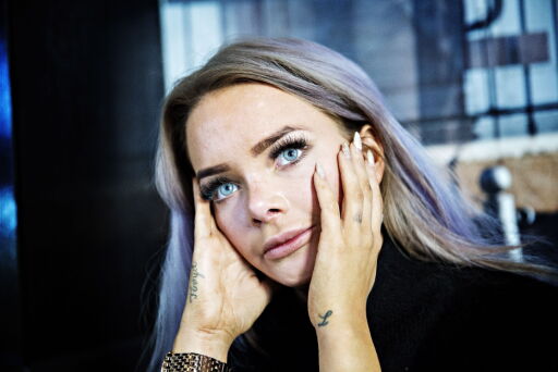 Oslo, 20151130. Bloggeren Sophie Elise (20) nominert til årets navn i Dagbladet 2015.
Aker Brygge
Foto: Nina Hansen / Dagbladet
