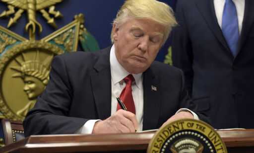 Menneskerettsgrupper tar Trumps innreiseforbud for flyktninger til retten