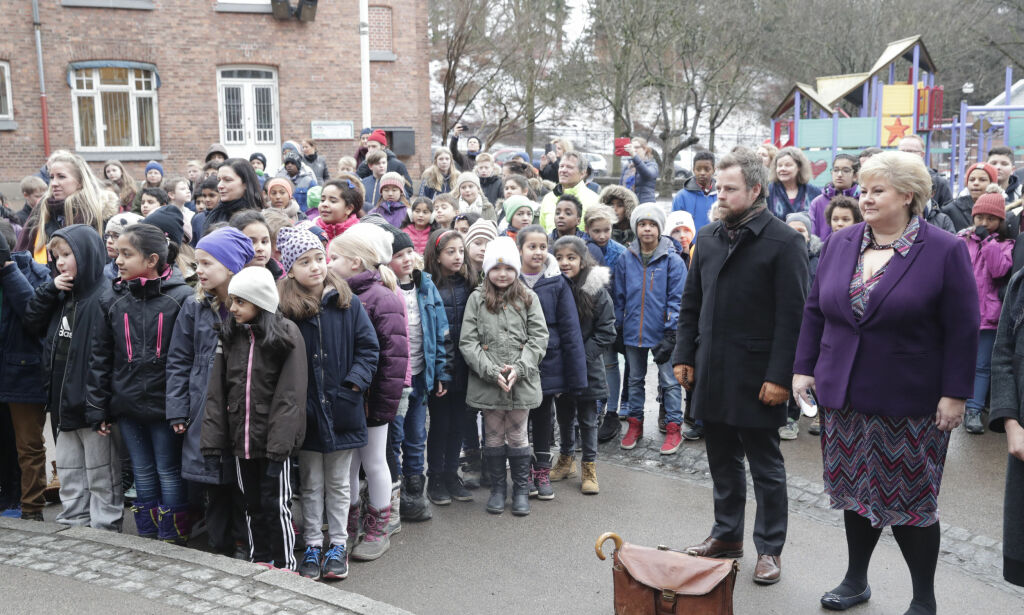 Erna beskyldes for å ha knabbet den rødgrønne skolen: - Dette er jo ren Ap-politikk