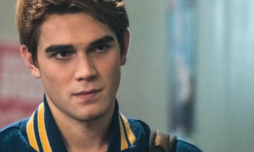 «Riverdale» burde gi brekninger. Problemet er bare at den er veldig bra