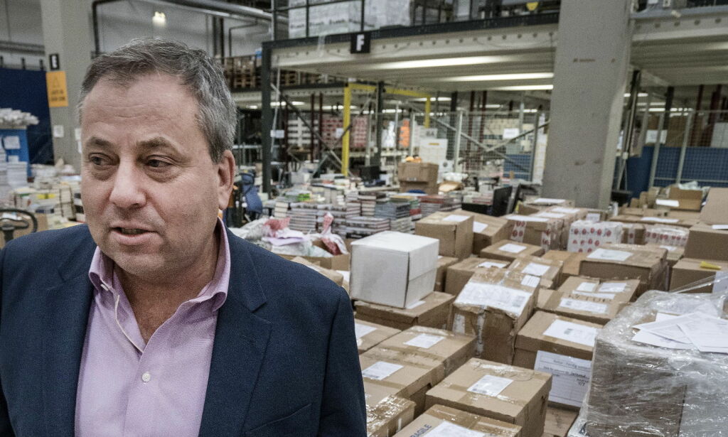 Arve Juritzen i strupen på bokbransjen: - Makta er ikke sunn