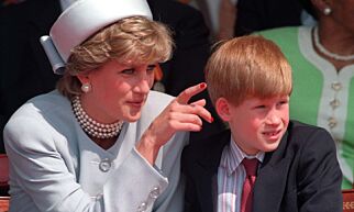 Prins Harry om tida etter Dianas død: - Jeg visste ikke hva som var galt med meg