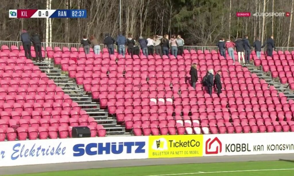 Her blir linjedommeren angrepet av tilskuer på Kongsvinger og får maling i hele ansiktet