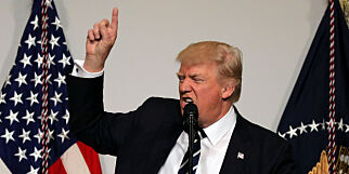 FBI-sjefen hevder Trump ba ham stanse etterforskning