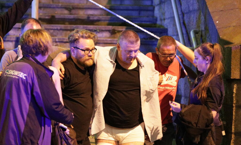 Minst 22 drept og 59 skadd på Ariana Grande-konsert - etterforskes som terror