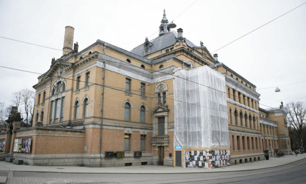 Frykt før Nationaltheatret-oppussing. Store utfordringer for funksjonshemmede