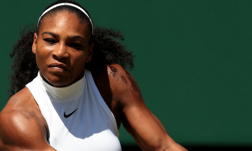 John McEnroe vekker oppsikt med Serena Williams-uttalelser: - Kanskje en kvinne kan bli verdens beste en gang