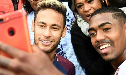 Stortalentets bilde med Neymar skaper reaksjoner: - Juniorfeil