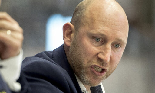 Stavanger Oilers sparker to spillere