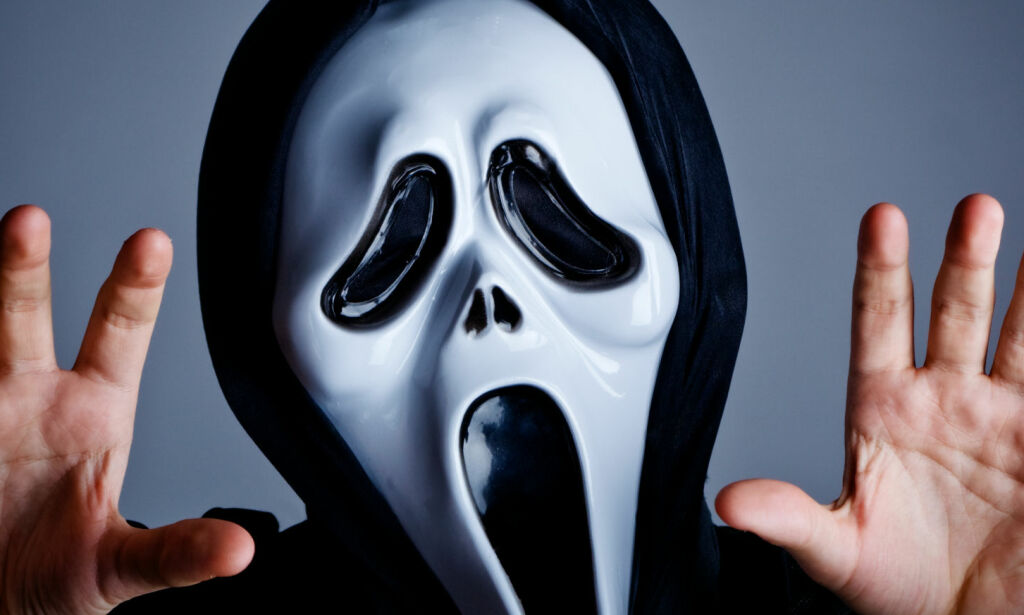 Unormalt mye bråk i Oslo og bombevest i Bergen. Halloween skaper hodebry for politiet