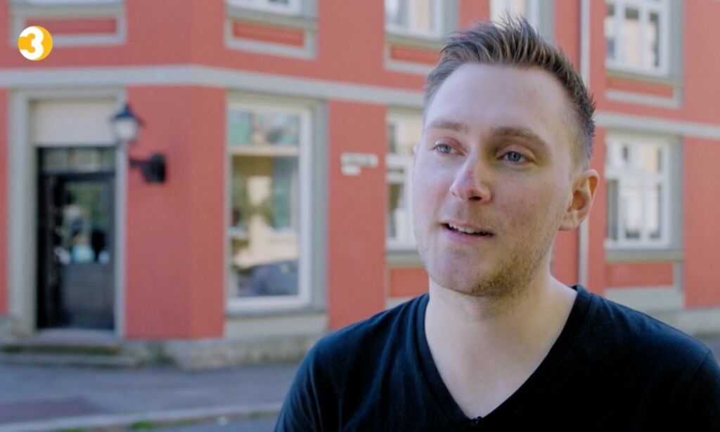 Sa han ville ha økonomisk hjelp. Meldte seg egentlig på for å få oppmerksomhet fra damer