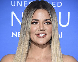 Khloe Kardashian (33) venter barn