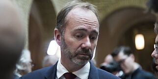 Ap-topper åpner for å be om ekstraordinært landsmøte