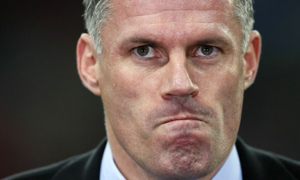 Carragher i samtaler med politiet, mens mannen som filmet spyttingen trues på livet