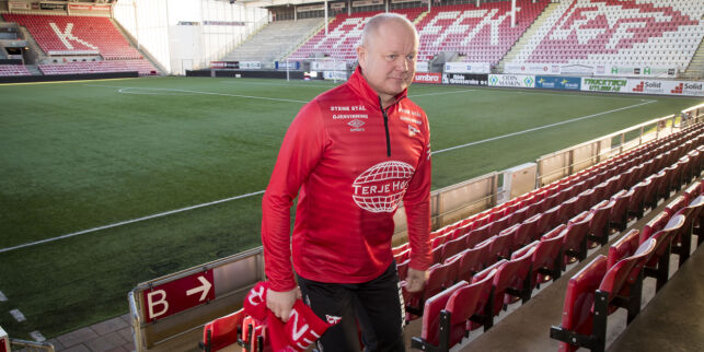 På tribunen er FFK allerede tilbake i Eliteserien