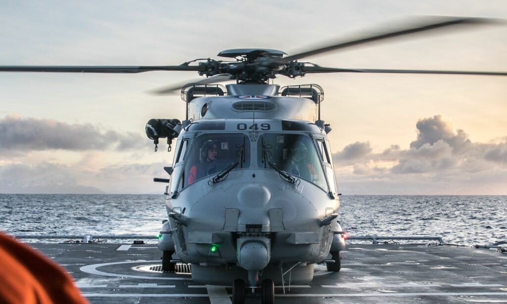 Hvorfor er det så himla vanskelig å få på plass helikoptre i dette landet?
