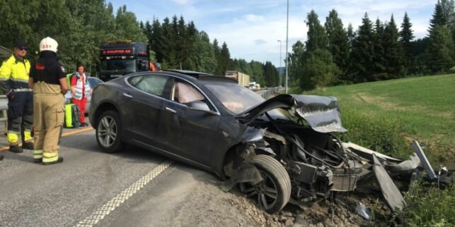 Etterlyser mystisk MC-helt etter ulykke